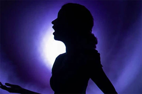 Hiền Hồ ở tuổi 25 sở hữu lịch sử tình trường đầy tai tiếng: Bạn trai tin đồn toàn nam thần Vbiz, scandal năm 2017 từng gây chấn động-5