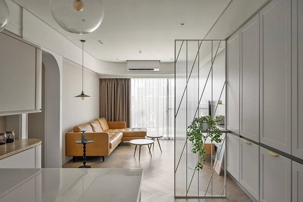 Căn hộ thiết kế tông màu trắng sang trọng, mở rộng không gian, phòng thay đồ sang xịn đáp ứng nhu cầu của nữ gia chủ-8