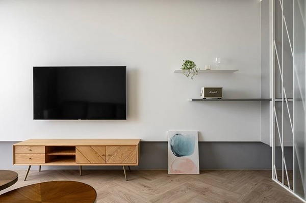 Căn hộ thiết kế tông màu trắng sang trọng, mở rộng không gian, phòng thay đồ sang xịn đáp ứng nhu cầu của nữ gia chủ-9