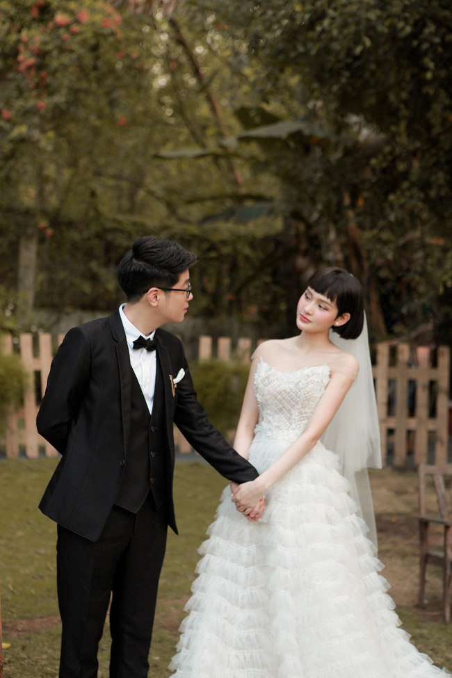 Hiền Hồ ở tuổi 25 sở hữu lịch sử tình trường đầy tai tiếng: Bạn trai tin đồn toàn nam thần Vbiz, scandal năm 2017 từng gây chấn động-3