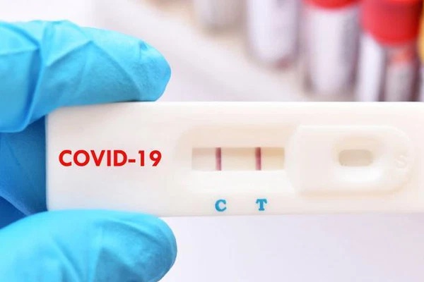 Mất vị giác nửa năm, tái nhiễm Omicron đột nhiên lấy lại vị giác-1