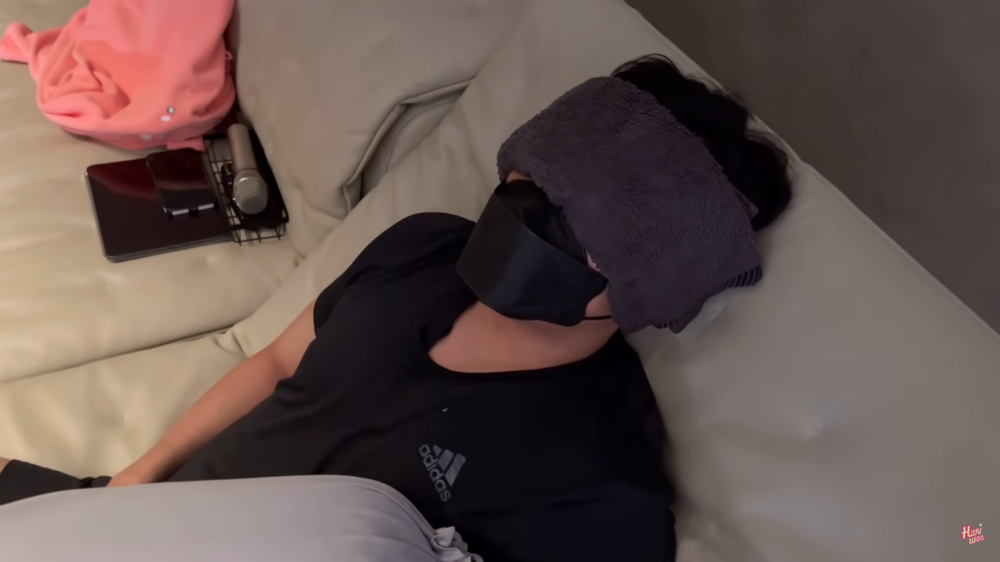 Trấn Thành sốt gần 39 độ do mắc Covid, xúc động nói với Hari Won: May có em chăm sóc-1