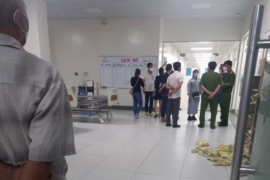 Vụ người phụ nữ tử vong sau khi nâng ngực tại TP.HCM: Ai phải chịu trách nhiệm?