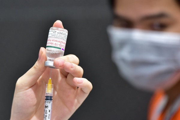 Ngày 20/3, Hà Nội chỉ còn 19.065 ca mắc Covid-19 mới, quận Hà Đông dẫn đầu-2