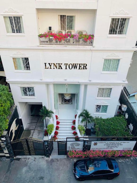 Lý Nhã Kỳ khoe mọi ngóc ngách trong tòa nhà mang tên mình, choáng nhất là bàn ăn rộng cho hơn 20 người-1