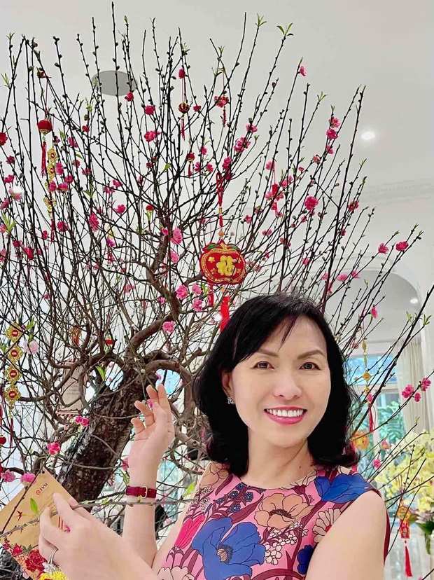 Gia thế vợ ông Hồ Nhân - người anh em nương tựa của Hiền Hồ: Trưởng nữ gia tộc Sơn Kim, sở hữu tài sản cực khủng-4