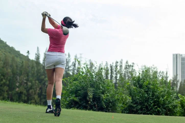 Sân golf bị lợi dụng-2