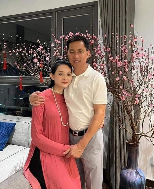Mẹ vợ CEO Hồ Nhân lên tiếng: Về pháp lý cho đến giờ phút này anh Hồ Nhân và chị Hồng Vân vẫn là vợ chồng hợp pháp-4