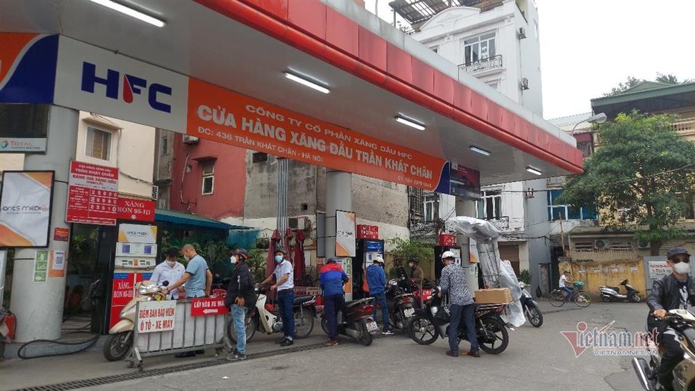 Từ 15h, xăng dầu giảm giá lần đầu tiên trong năm 2022-1