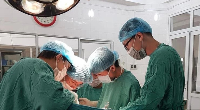 Người vợ cắt của quý của chồng vì có hành vi lạ với con gái: Từng hứa lấy tính mạng của mình ra để đảm bảo không ai có thể hại con-1