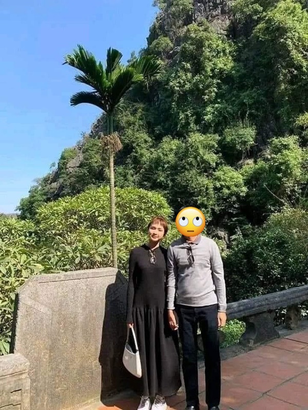 Lộ clip Hiền Hồ được người đàn ông giấu mặt ghi hình-2