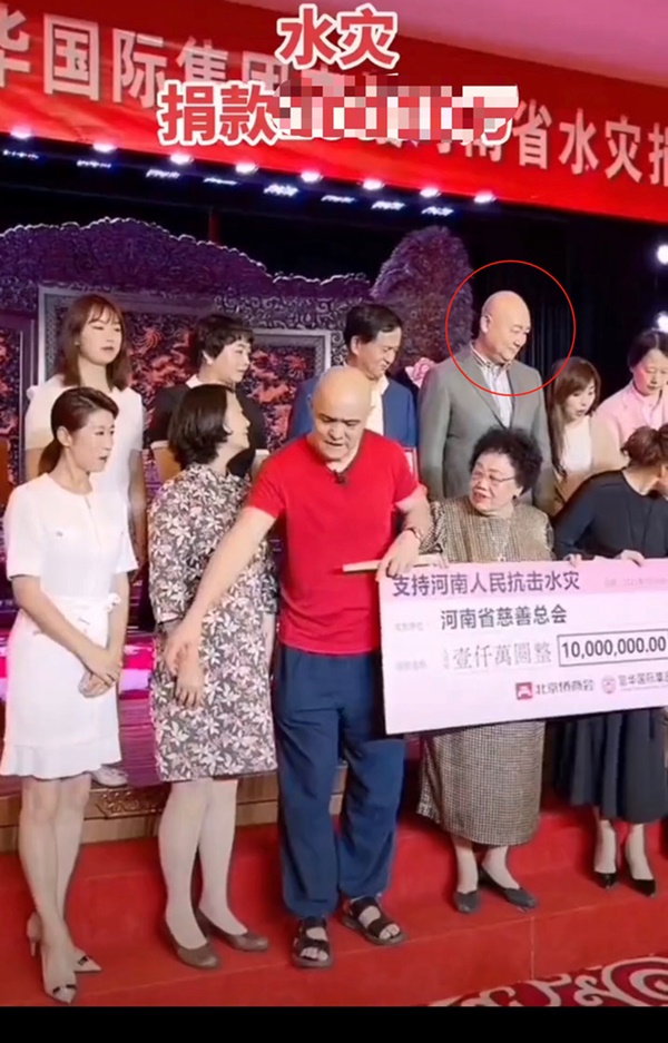 Hé lộ cuộc sống rể nhà hào môn của Đường Tăng: Bị vợ tỷ phú hơn 11 tuổi tuyên bố 3 quy định, 32 năm không dám đùa nửa lời-7