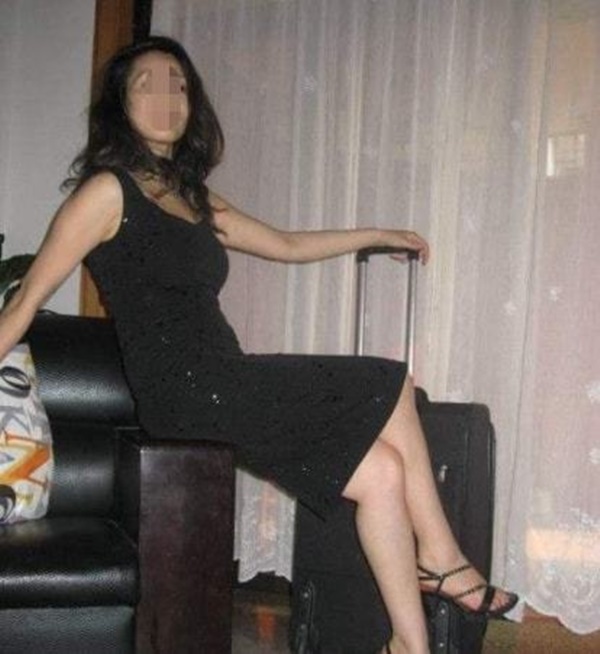 Gặp mẹ chồng nương tựa trai trẻ, các con giật mình khi mẹ nói: Cho bố mày tiền đi gái!-3