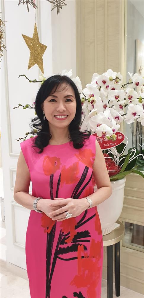 Vợ ông Hồ Nhân chuẩn con gái danh gia vọng tộc với style sang từ trong trứng-2