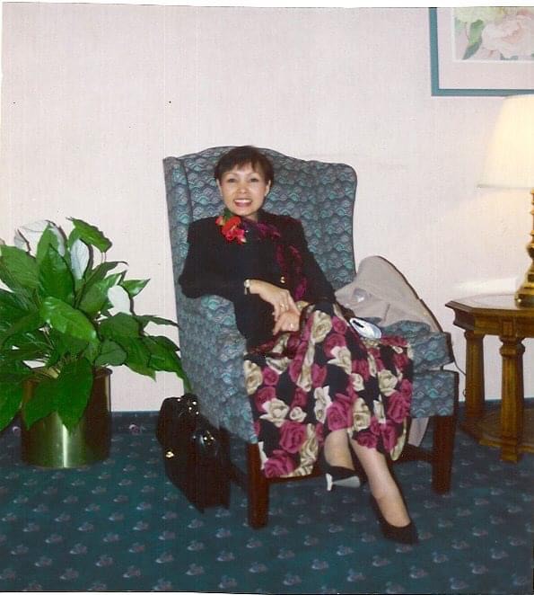 Loạt ảnh lúc còn trẻ của thái hoàng thái hậu nhà Sơn Kim, thần thái đỉnh cao khi gặp các nguyên thủ cấp cao, sang và đẹp không thua minh tinh-11