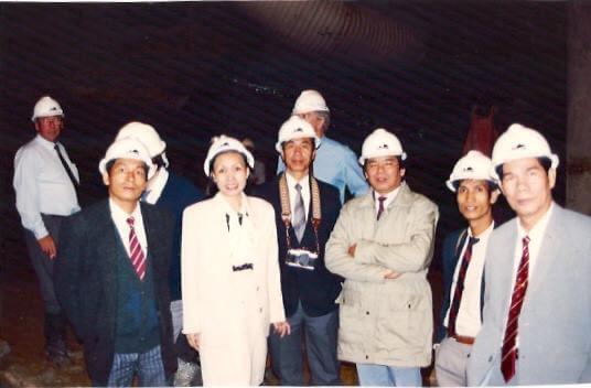 Loạt ảnh lúc còn trẻ của thái hoàng thái hậu nhà Sơn Kim, thần thái đỉnh cao khi gặp các nguyên thủ cấp cao, sang và đẹp không thua minh tinh-9