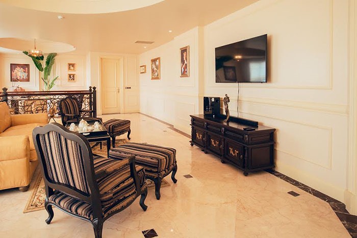 Cuộc sống viên mãn của Hoa hậu Hà Kiều Anh thể hiện qua căn Penhouse theo phong cách hoàng gia-12