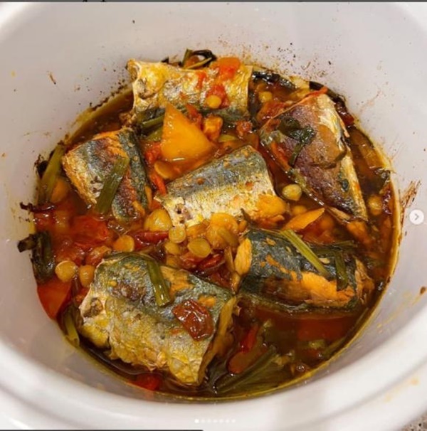 Tăng Thanh Hà bật mí công thức làm món cá nục kho cực hấp dẫn, đưa cơm-8
