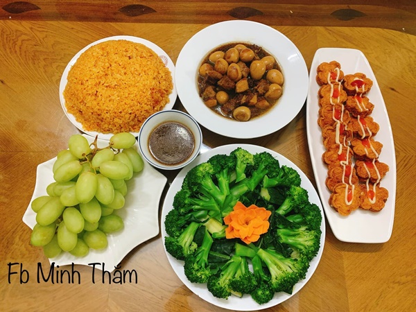 Con trai đang tuổi ăn tuổi lớn, mẹ đảm vào bếp hôm nào cũng tươm tất cơm ngon canh ngọt, đầy đủ dinh dưỡng-16