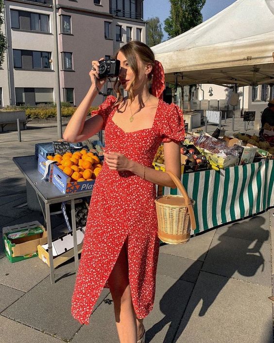 Váy hoa mặc lên người là max xinh nhưng vẫn có 3 kiểu già chát chị em nên cẩn thận-3