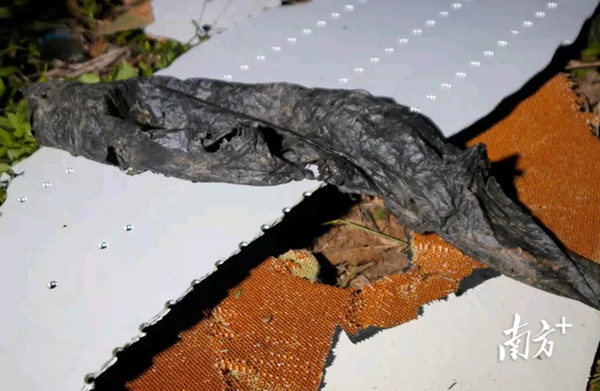 Đội cứu hộ ở hiện trường vụ máy bay rơi chia sẻ sự thật gây sốc về các nạn nhân, thêm loạt di vật được tìm thấy hé lộ thực tại nhói lòng-6