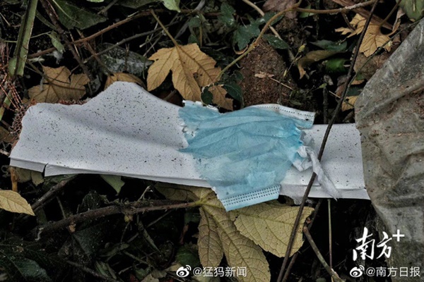 Đội cứu hộ ở hiện trường vụ máy bay rơi chia sẻ sự thật gây sốc về các nạn nhân, thêm loạt di vật được tìm thấy hé lộ thực tại nhói lòng-7