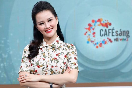 Không gian sang trọng bên trong căn hộ của MC 'Cafe sáng với VTV3' Huyền Châu