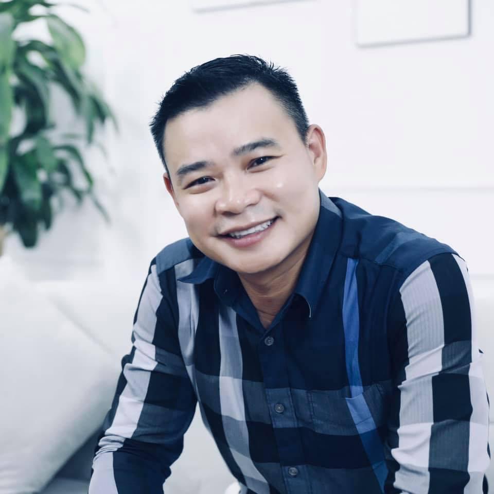 Triệu phú đô la gây choáng với bảng giá tính chi phí môn golf trong dự định của mình sau vụ nữ ca sĩ Gen Z giật chồng-2