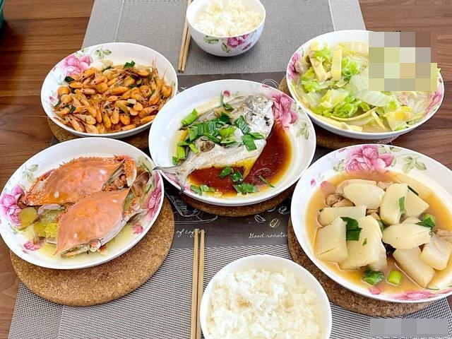 4 loại nguyên liệu không thể rửa trực tiếp bằng nước, để tự tin ăn uống cần làm theo cách này-1