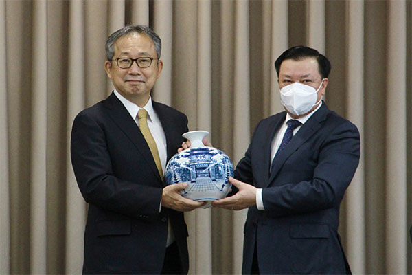 UBND TP xem xét các nội dung trình Kỳ họp thứ tư, HĐND thành phố-3