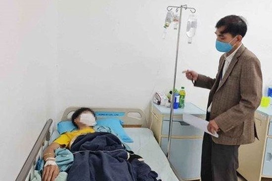 Thêm 36 người nhập viện cấp cứu sau khi ăn bánh mỳ Liên Hoa nổi tiếng tại Đà Lạt