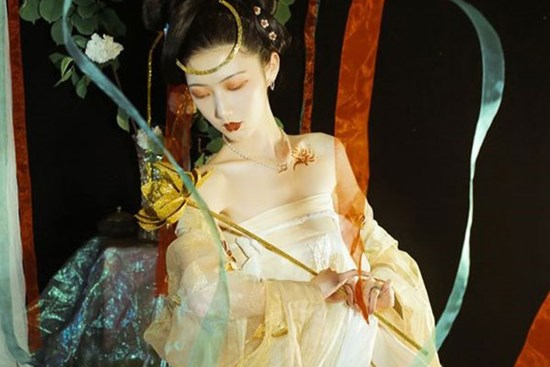 3 người mệnh Kim tuổi này bước sang tháng 4 nhận ngay cơ hội phát tài, vận may lội ngược, vạn sự hanh thông