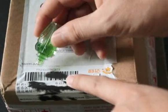 Sau khi chuyển phát nhanh được ký nhận, phải dùng bật lửa để nướng, đọc xong bạn sẽ biết đó là vì sao, người thông minh vẫn làm-2