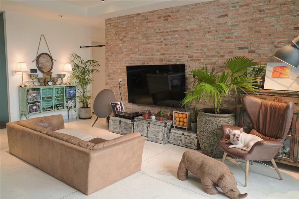 Ngôi nhà mang phong cách vintage xanh mướt, cực đẹp, cực chất của fashionista Châu Bùi ở tuổi 22-7