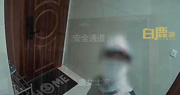 Chàng trai đột nhập vào nhà nhân lúc chủ đi vắng, không trộm tiền nhưng lại làm những hành động khiến dân mạng bức xúc: Ngáo ngơ!-1