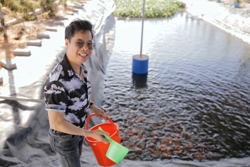 Ngọc Sơn mua khu vườn rộng 50 héc ta tại Bình Thuận để trồng rau, nuôi cá-7