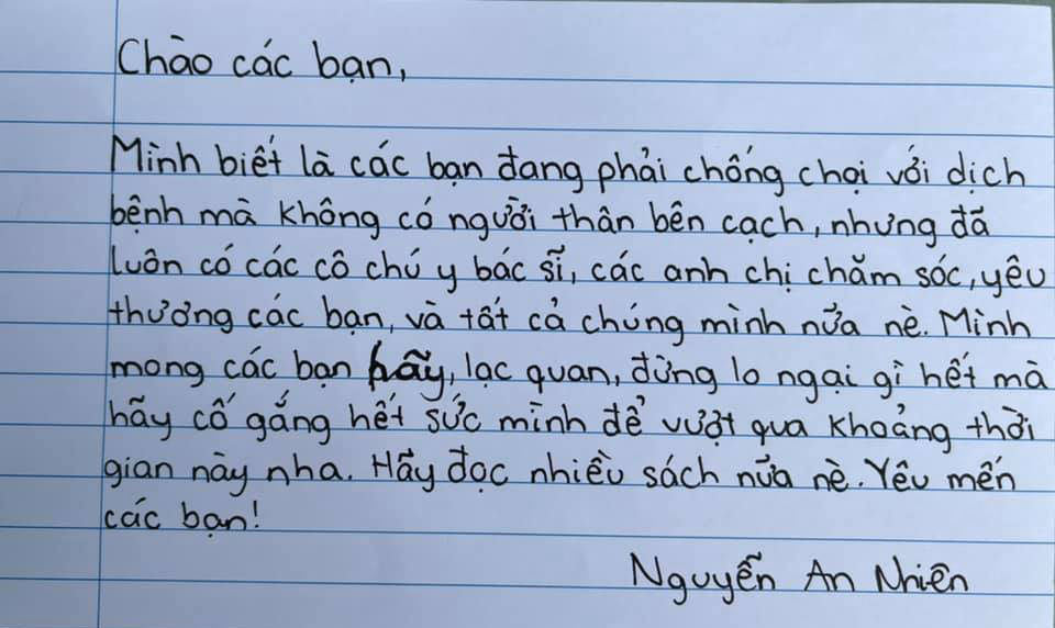Con gái của Bình Minh - Anh Thơ lộ nhan sắc siêu mẫu, nhưng 1 CHI TIẾT trên trang phục khiến ai nấy xuýt xoa: Cách dạy con hiếm thấy-5