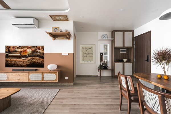 Căn hộ 89m2 sau 3 năm tích cóp của cặp vợ chồng trẻ, nội thất đơn giản mà tinh tế hiện đại, tông màu nâu gỗ ấm áp tao nhã-1