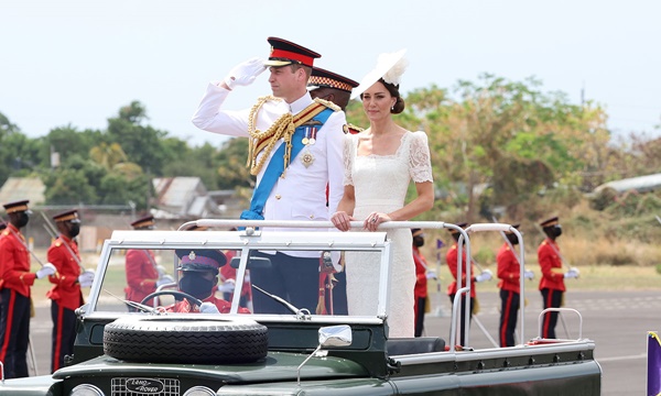 Mehgan Markle phải tức đỏ mắt khi phát hiện Công nương Kate khẳng định vị thế Nữ hoàng tương lai theo cách bất ngờ-6