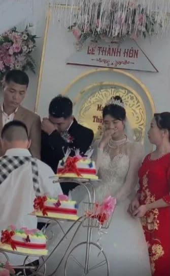 Nhan sắc cô dâu trong đám cưới chú rể khóc nức nở đang gây sốt: Xinh chẳng kém hot girl-2