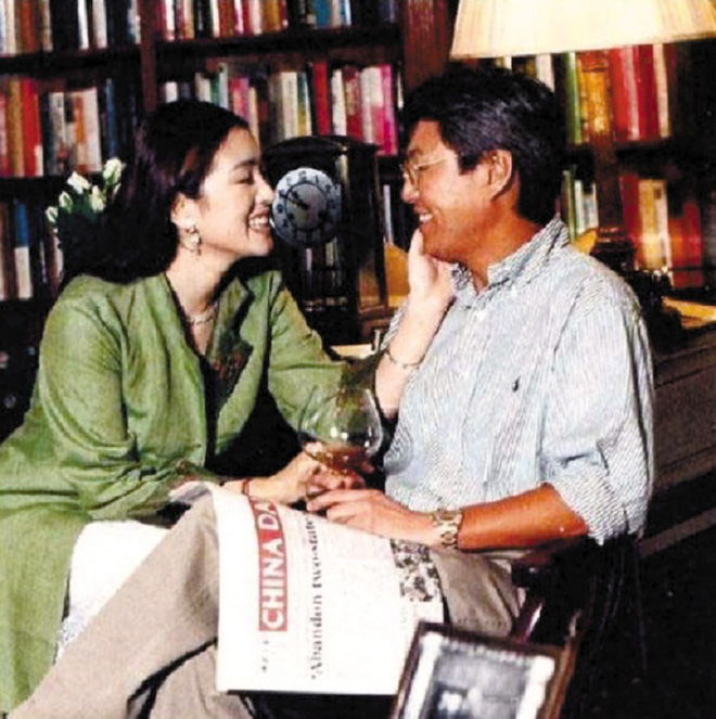 Nữ diễn viên hạng A giật chồng: Bị bà cả phát giác thư tình trơ trẽn, bạn trai tìm đến tận phim trường đánh vì phản bội-10