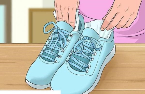 Mách bạn 9 cách bất ngờ giúp loại bỏ mùi hôi trên giày-2