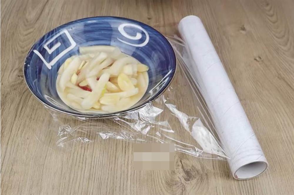 Mẹo sử dụng màng bọc thực phẩm, cái thứ 3 đã tài tình, cái cuối cùng còn bất ngờ hơn-2
