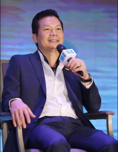 Giữa chọn việc mình thích mà lương thấp và công việc áp lực mà lương cao, Shark Hưng đã lựa chọn điều gì?-1