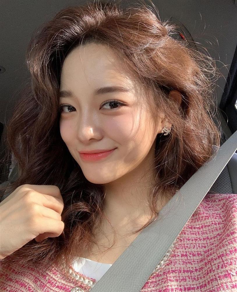 Nữ chính Hẹn Hò Chốn Công Sở: Để tóc siêu xinh nhưng vẫn có lần bị chính tóc mái hại cho tơi bời-7