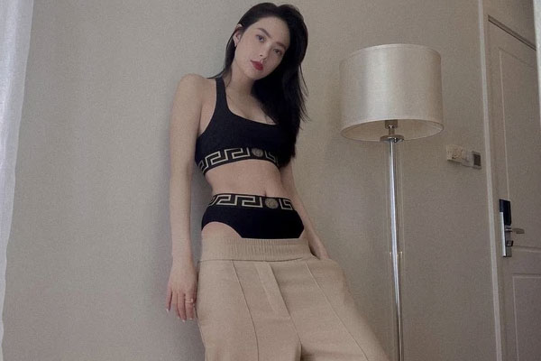 Rò rỉ ảnh Minh Hằng đi thử váy cưới sau màn cầu hôn chấn động Vbiz, ông xã doanh nhân có lộ diện?-7