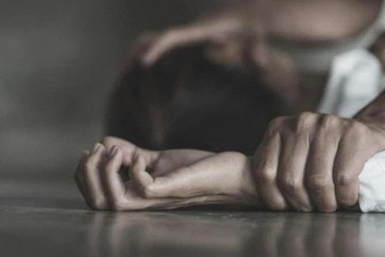 Hà Nội: Cô gái tố bị trưởng khoa trường đại học, chủ tịch bệnh viện hiếp dâm
