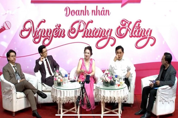 Thuỷ Tiên có phản ứng đầu tiên sau khi bà Phương Hằng bị tạm giam, liên quan đến chi tiết trong chuyến đi từ thiện-8