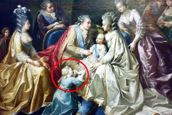 Những hủ tục kỳ lạ người xưa làm với sản phụ và trẻ sơ sinh mới chào đời: Chịu bẩn thỉu 3 ngày không được tắm, mẹ đau đẻ