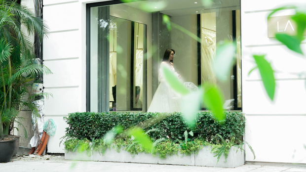 Rò rỉ ảnh Minh Hằng đi thử váy cưới sau màn cầu hôn chấn động Vbiz, ông xã doanh nhân có lộ diện?-3